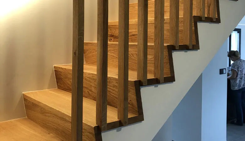 CLAUSTRA BOIS : rampe d'escalier ou cloison - GIMM Menuiseries